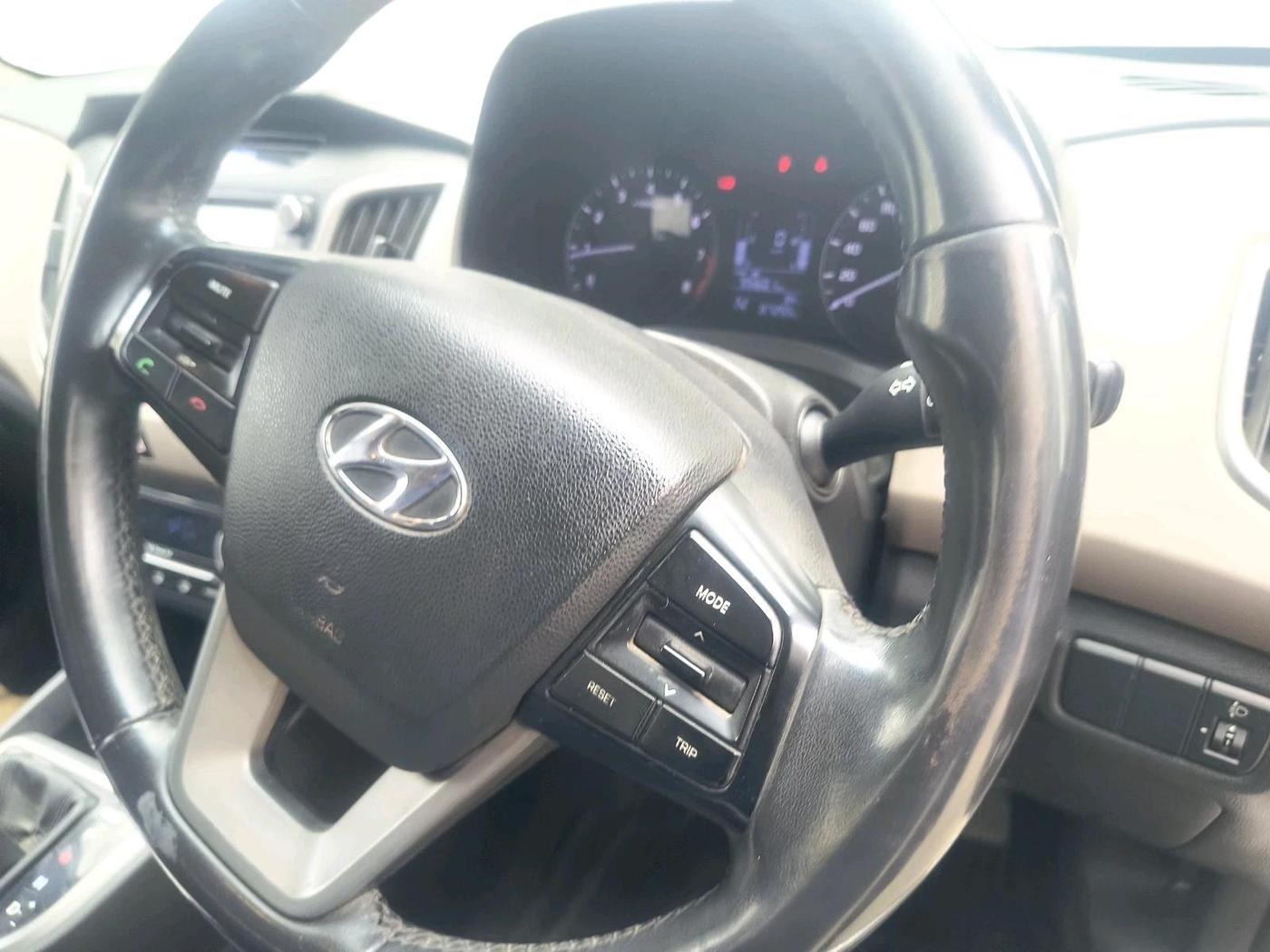2016 Hyundai Creta SX PLUS AT 1.6 PETROL, Petrol, Automatic, 87,256 km, interior