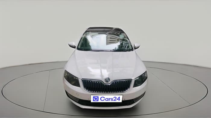 2016 Skoda Octavia STYLE PLUS AT 1.8 TSI, Petrol, Automatic, 1,11,634 km, exterior