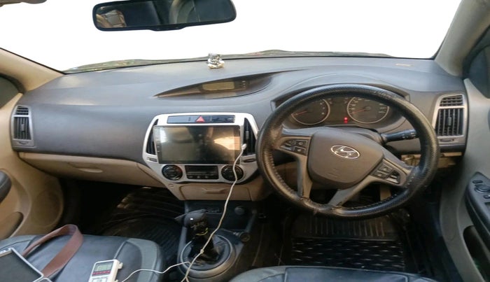 2013 Hyundai i20 SPORTZ 1.2, Petrol, Manual, 74,481 km, interior