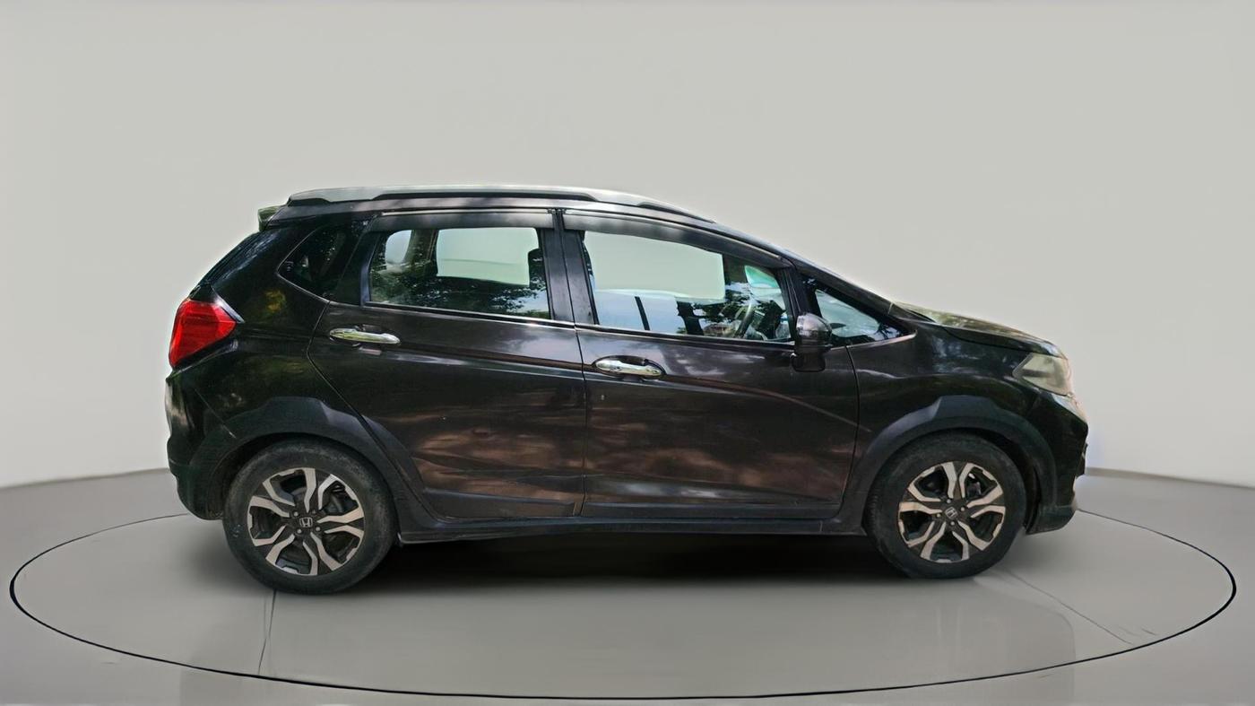 2017 Honda WR-V 1.5L I-DTEC VX MT, Diesel, Manual, 1,16,700 km, exterior