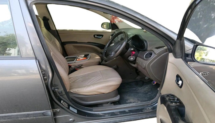 2013 Hyundai Grand i10 MAGNA 1.2 KAPPA VTVT, Petrol, Manual, 91,993 km, interior