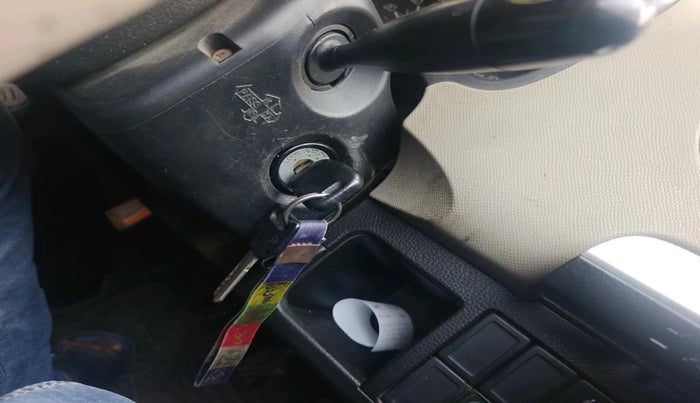 2013 Maruti Wagon R 1.0 LXI CNG, CNG, Manual, 1,17,240 km, interior