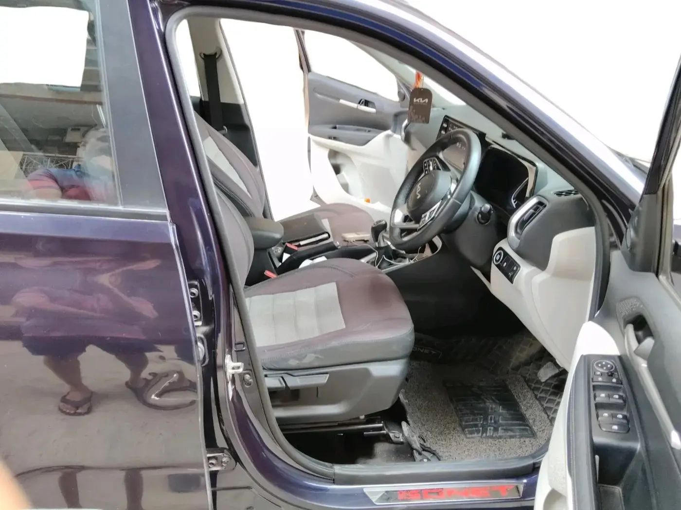 2022 KIA SONET HTX 1.0 IMT, Petrol, Manual, 18,385 km, interior