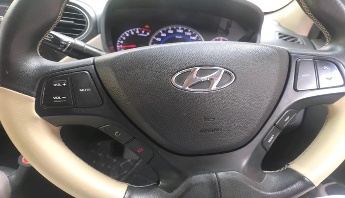 2017 Hyundai Grand i10 SPORTZ 1.2 KAPPA VTVT, CNG, Manual, 55,113 km, interior