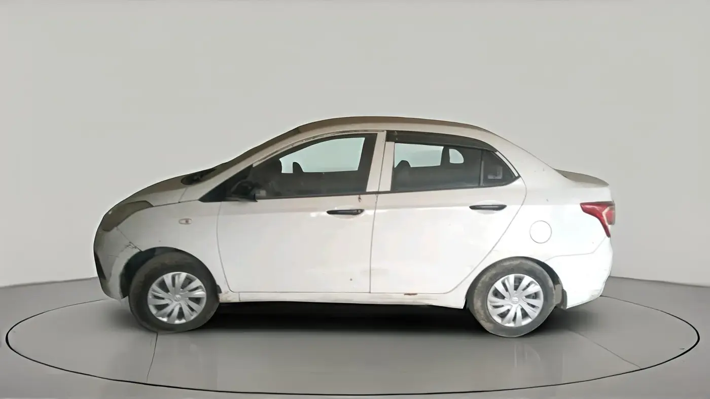 2016 Hyundai Xcent BASE 1.2, CNG, Manual, 97,425 km, exterior
