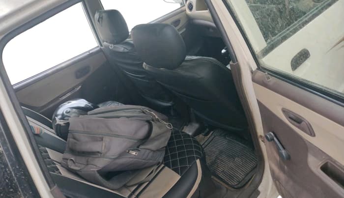 2013 Maruti Zen Estilo LXI, CNG, Manual, 1,28,712 km, interior