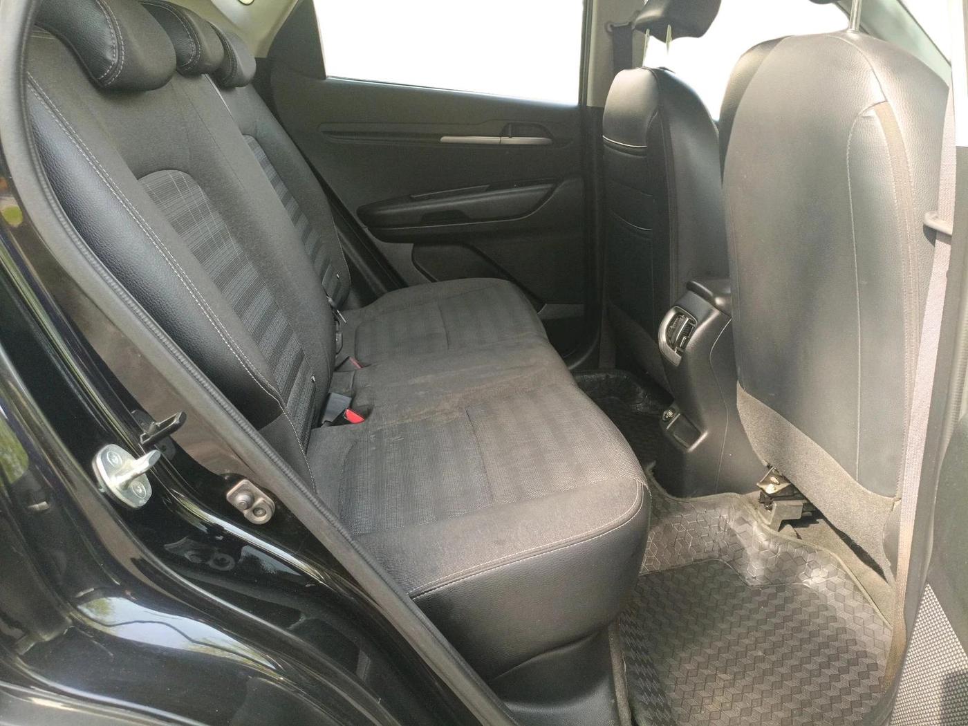 2023 KIA SONET HTK PLUS 1.0 IMT, Petrol, Manual, 40,856 km, interior