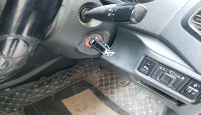 2017 Maruti Vitara Brezza VDI, Diesel, Manual, 70,978 km, interior