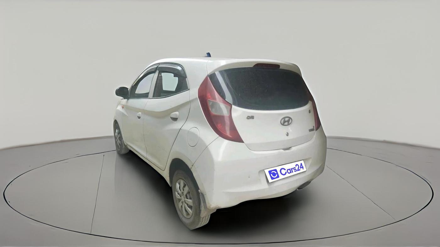 2015 Hyundai Eon ERA +, CNG, Manual, 1,24,665 km, exterior