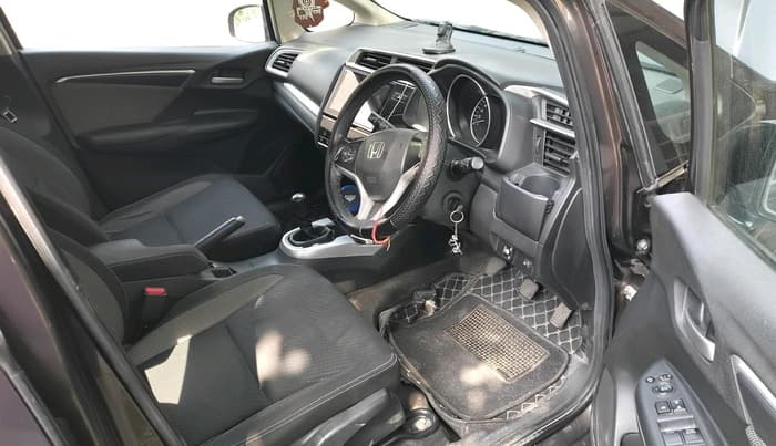 2018 Honda WR-V 1.2L I-VTEC VX MT, CNG, Manual, 85,253 km, interior