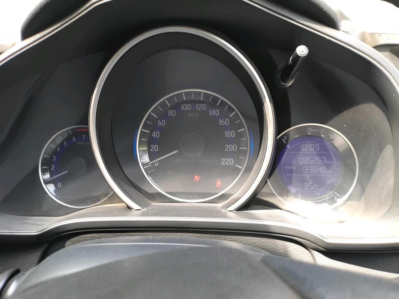 2018 Honda WR-V 1.2L I-VTEC VX MT, CNG, Manual, 85,253 km, interior