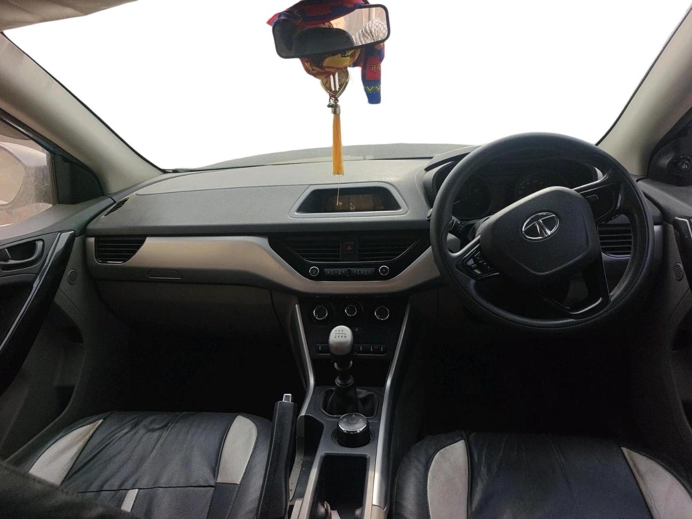 2019 Tata NEXON XM PETROL, Petrol, Manual, 26,426 km, interior