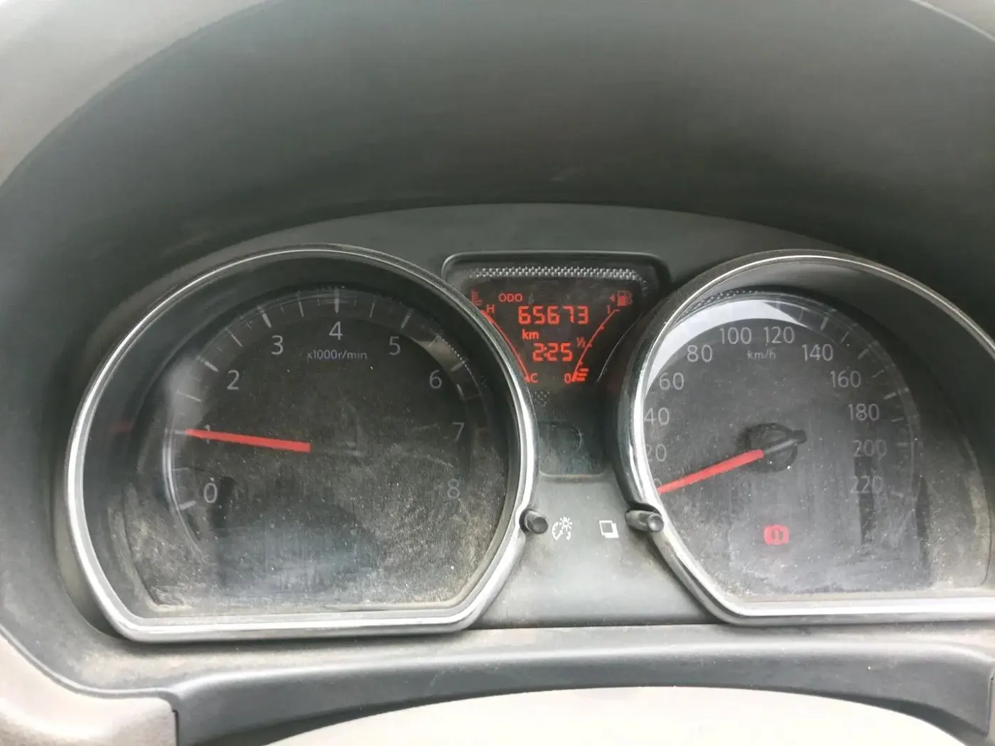 2014 Nissan Sunny XV PETROL, Petrol, Manual, 65,673 km, interior