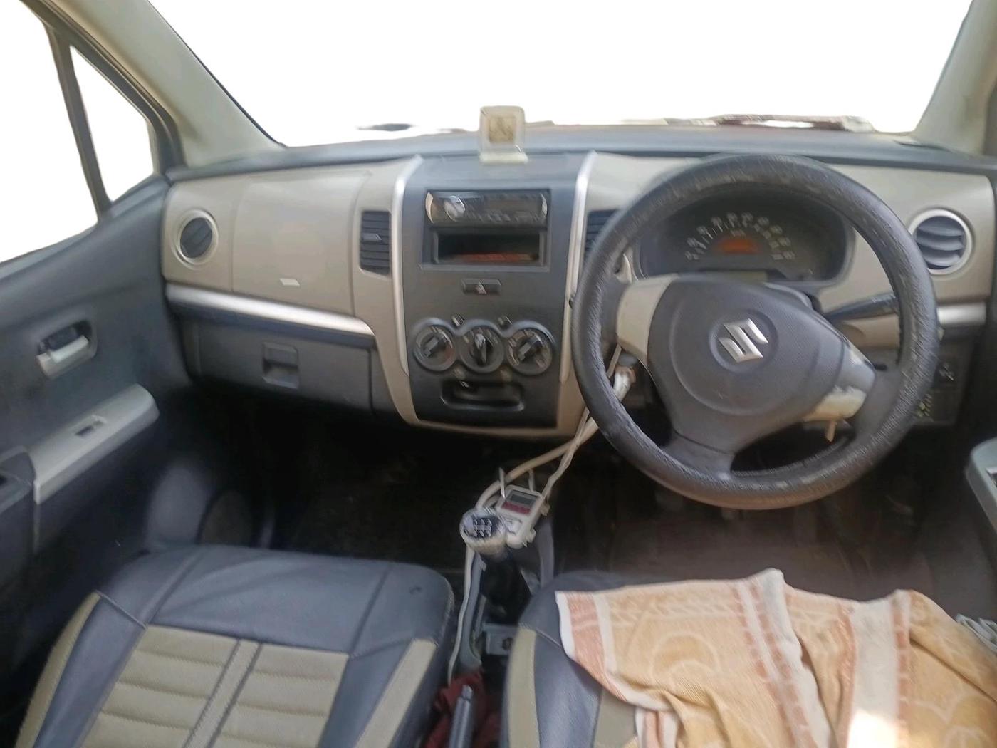 2014 Maruti Wagon R 1.0 LXI CNG, CNG, Manual, 2,22,637 km, interior