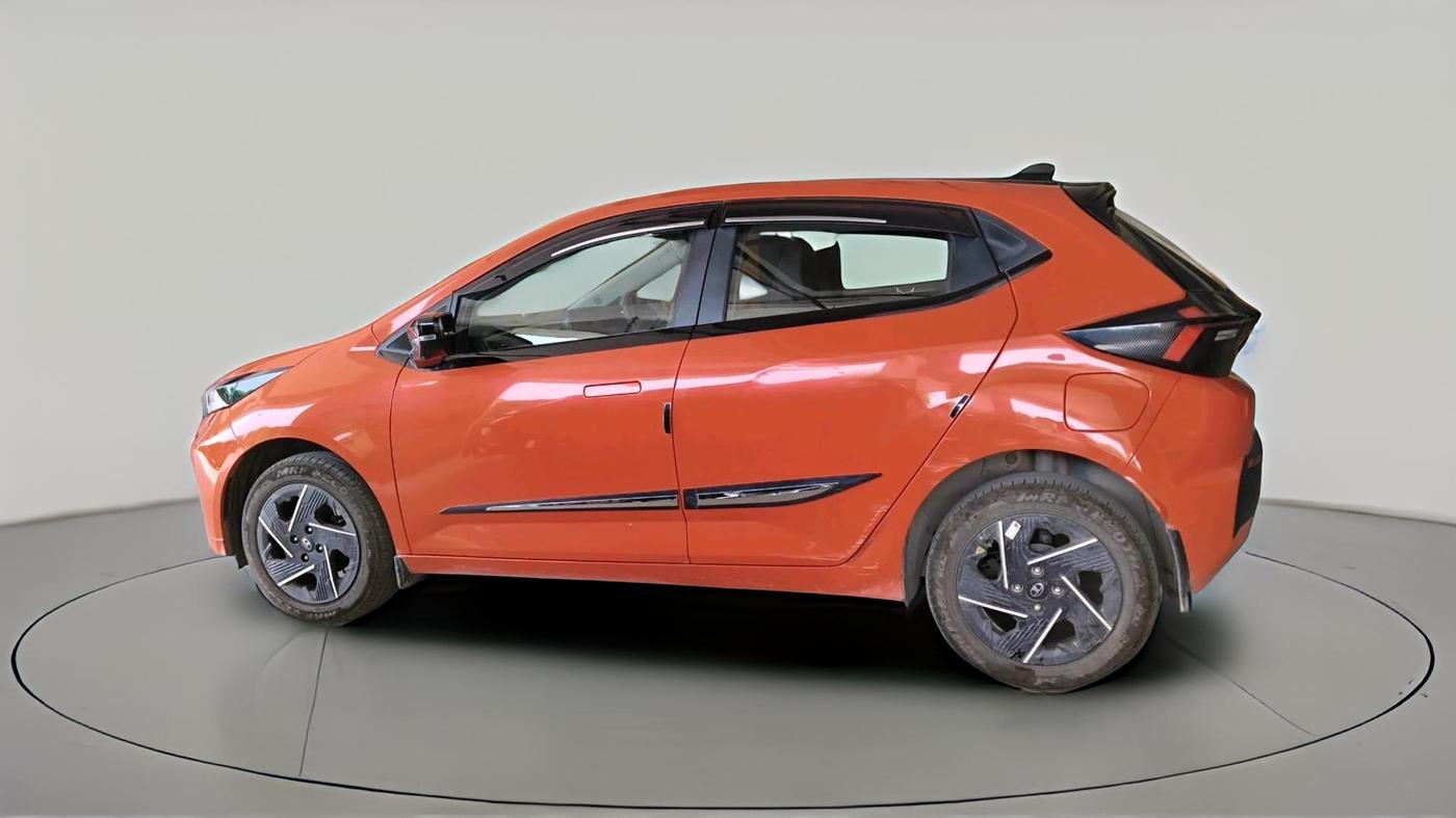 2025 Tata ALTROZ Accomplished S Petrol 5 MT, Petrol, Manual, 9,229 km, exterior