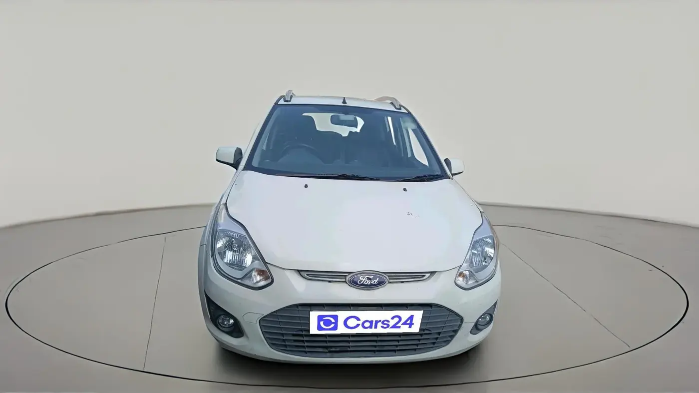 2013 Ford Figo TITANIUM 1.2 PETROL, Petrol, Manual, 77,594 km, exterior