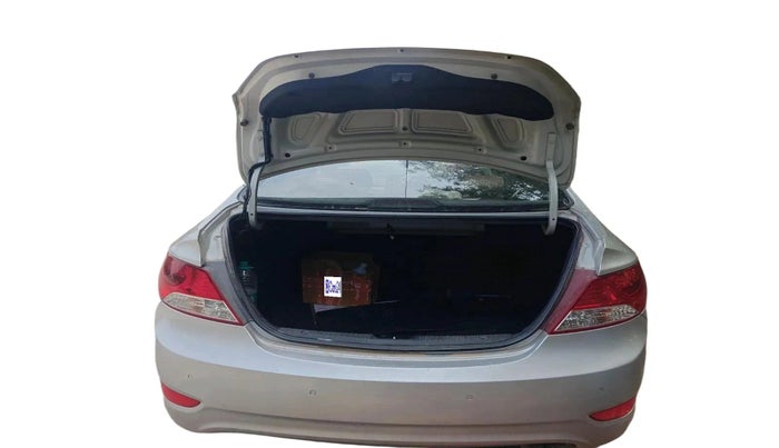 2012 Hyundai Verna FLUIDIC 1.6 VTVT SX, Petrol, Manual, 1,72,570 km, exterior