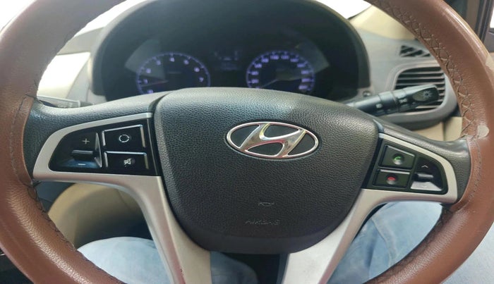 2012 Hyundai Verna FLUIDIC 1.6 VTVT SX, Petrol, Manual, 1,72,570 km, interior