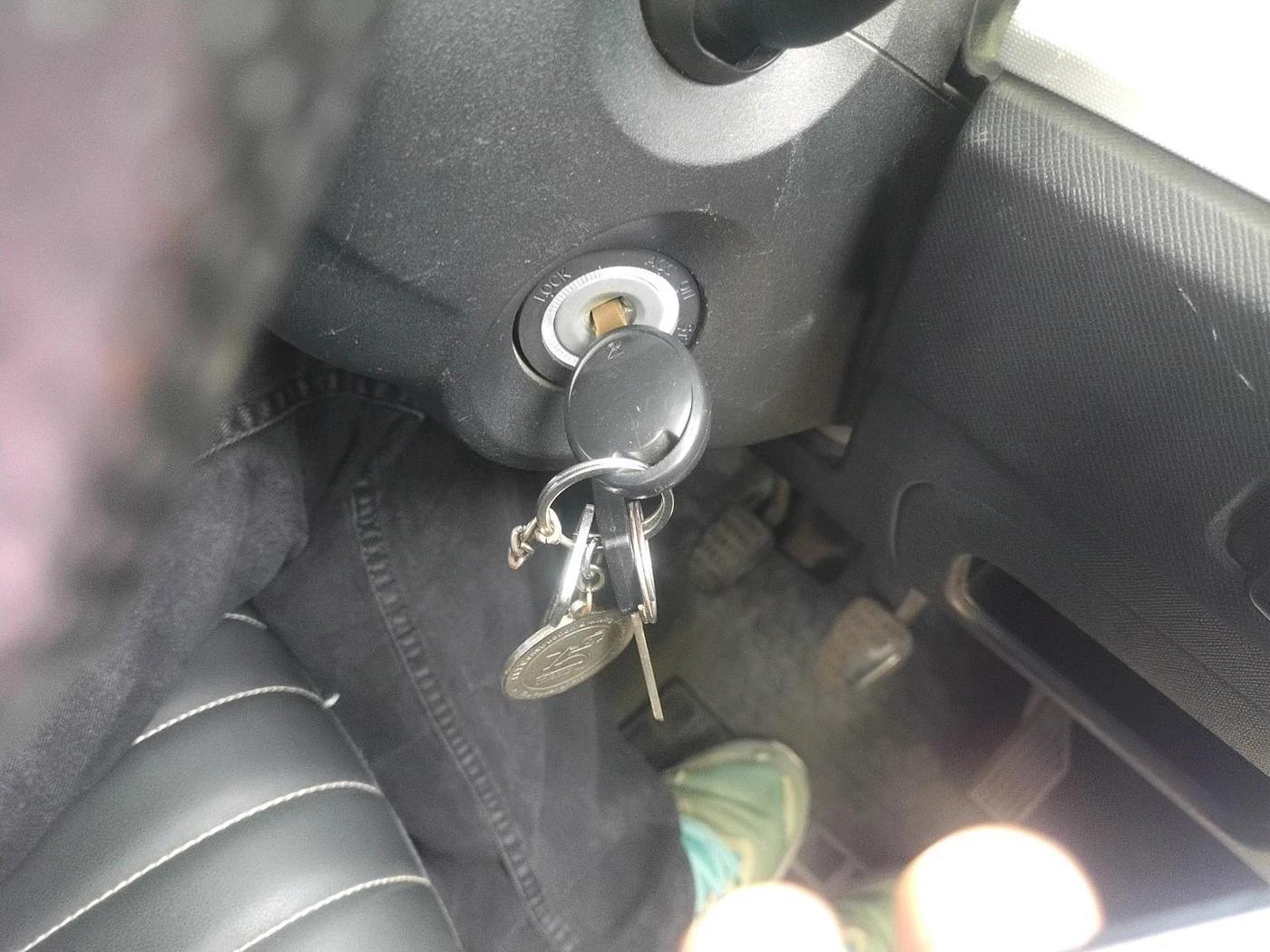2022 Tata PUNCH PURE MT, CNG, Manual, 24,988 km, interior