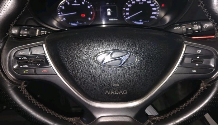 2016 Hyundai i20 Active 1.2 SX, Petrol, Manual, 1,06,607 km, interior