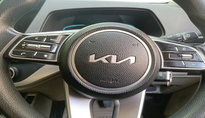2022 KIA CARENS PRESTIGE 1.4 PETROL 7 STR, Petrol, Manual, 46,667 km, interior