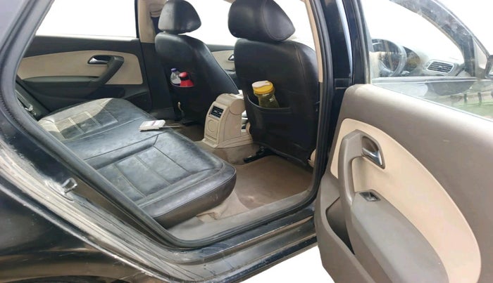 2011 Volkswagen Vento HIGHLINE PETROL AT, Petrol, Automatic, 1,30,469 km, interior