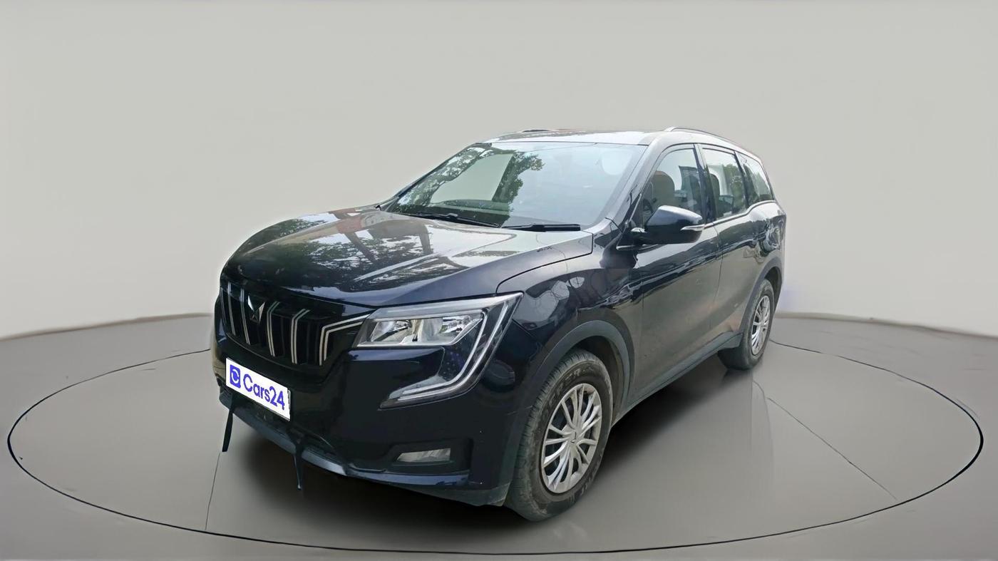2023 Mahindra XUV700 AX 3 P MT 5 STR, Petrol, Manual, 26,713 km, exterior