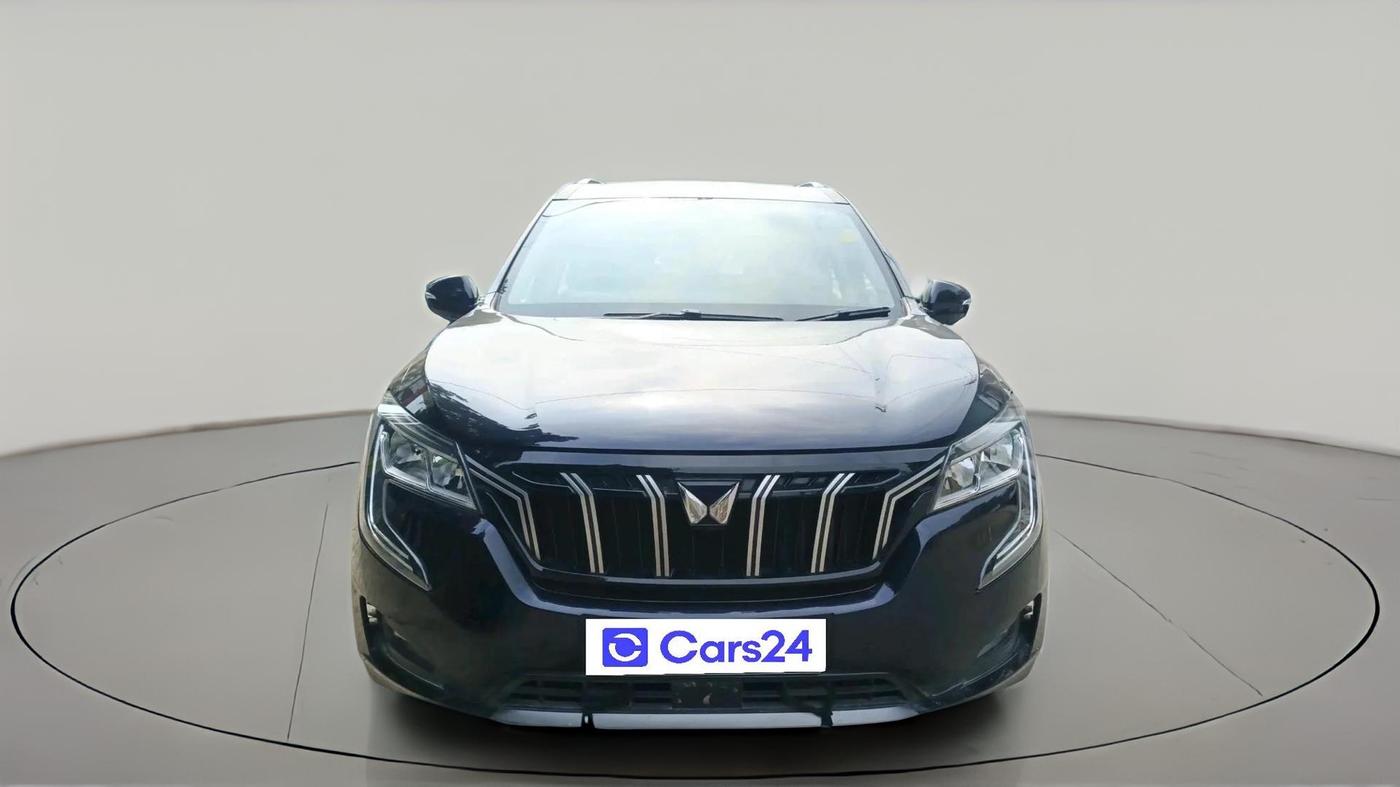 2023 Mahindra XUV700 AX 3 P MT 5 STR, Petrol, Manual, 26,713 km, exterior