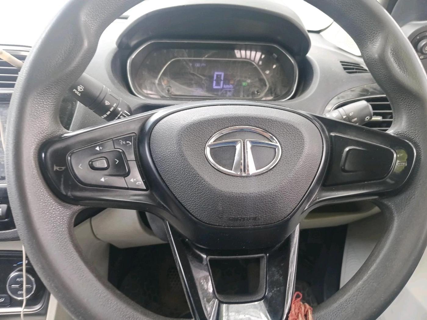 2022 Tata TIGOR XZ PLUS CNG, CNG, Manual, 1,48,611 km, interior