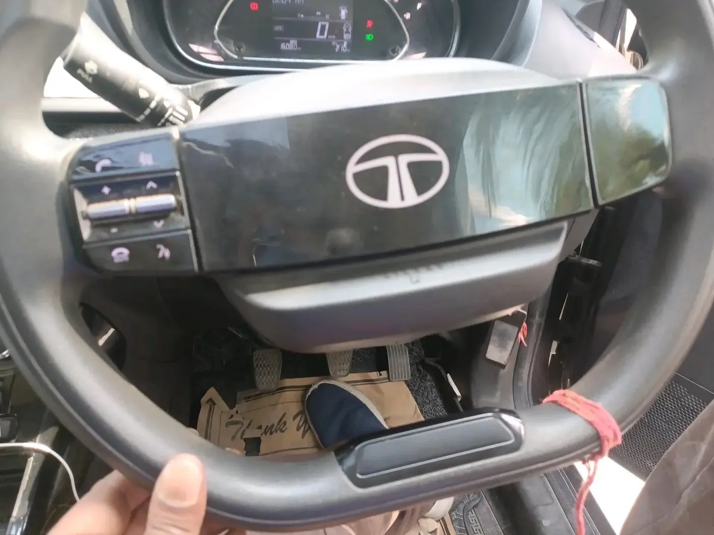 2024 Tata NEXON SMART PLUS S 1.2 REVOTRON, Petrol, Manual, 16,082 km, interior