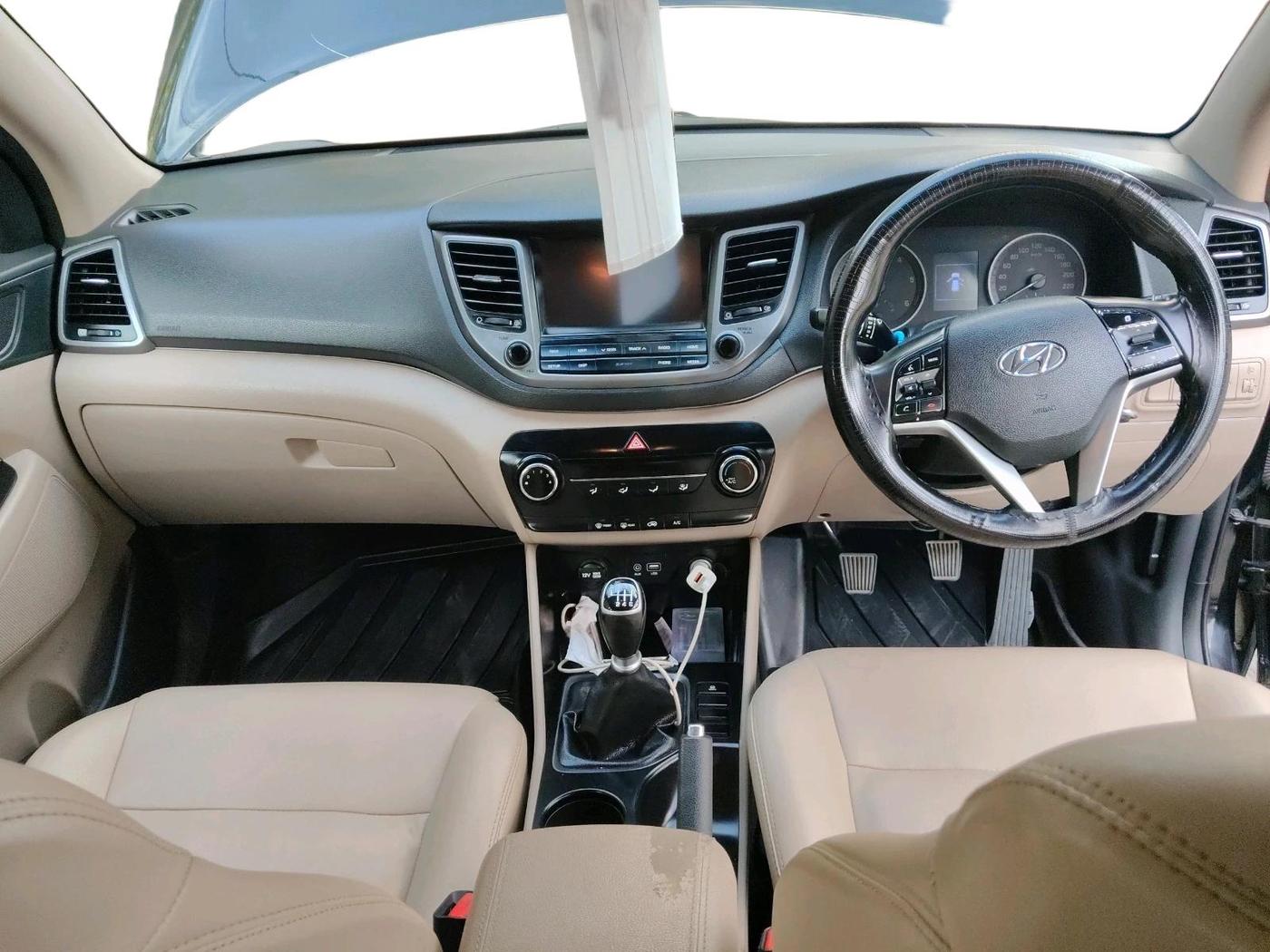 2019 Hyundai Tucson 2WD MT DIESEL, Diesel, Manual, 86,118 km, interior