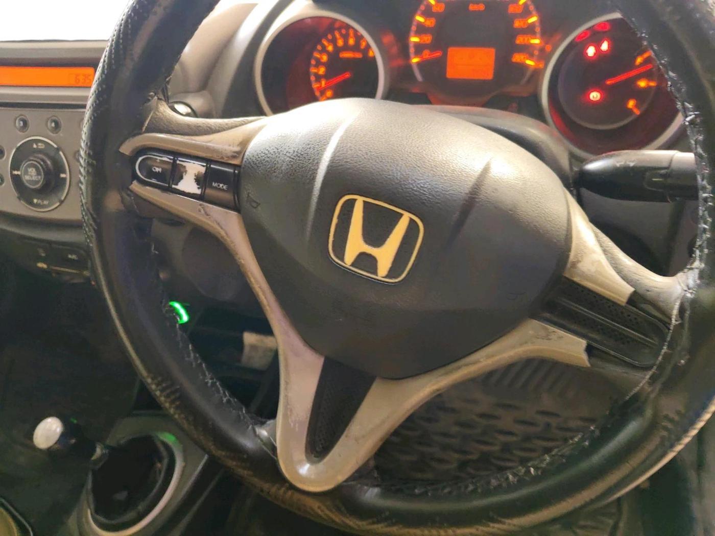 2011 Honda Jazz 1.2 L I-VTEC SELECT, Petrol, Manual, 1,61,156 km, interior