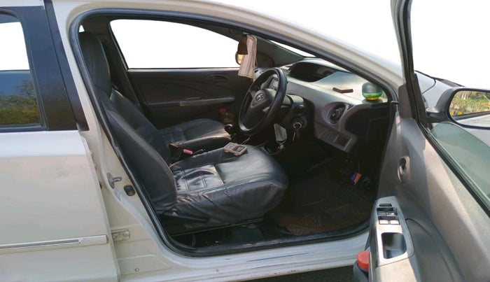 2011 Toyota Etios G, Petrol, Manual, 1,50,532 km, interior