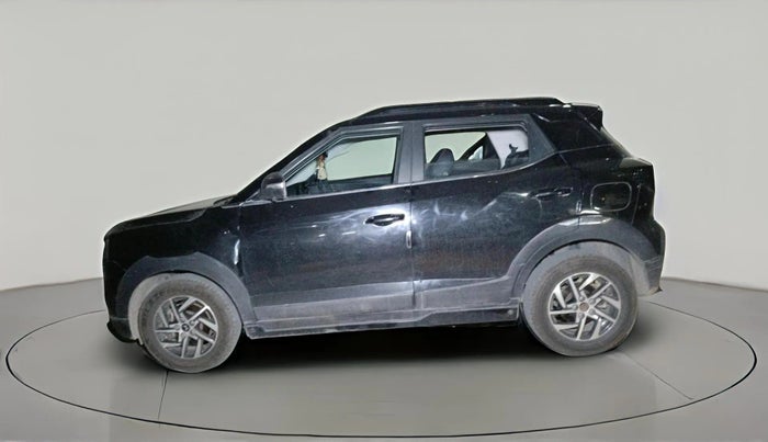 2024 Mahindra XUV 3XO AX5L 1.2 TGDi AT, Petrol, Automatic, 49,836 km, exterior