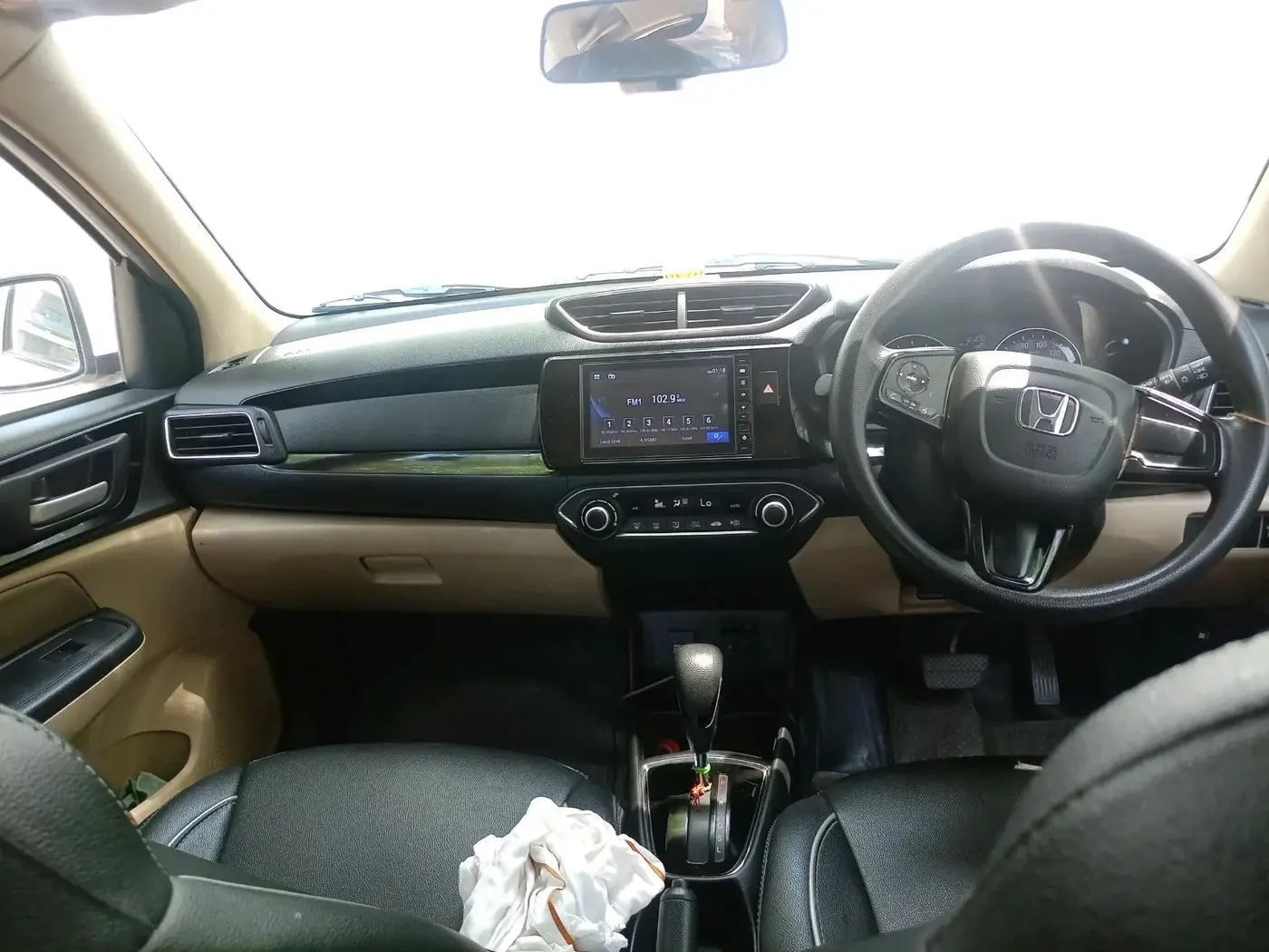 2019 Honda Amaze 1.5L I-DTEC VX CVT, Diesel, Automatic, 1,21,272 km, interior