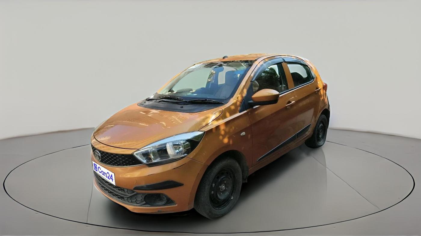 2018 Tata Tiago XT PETROL, Petrol, Manual, 1,28,006 km, exterior