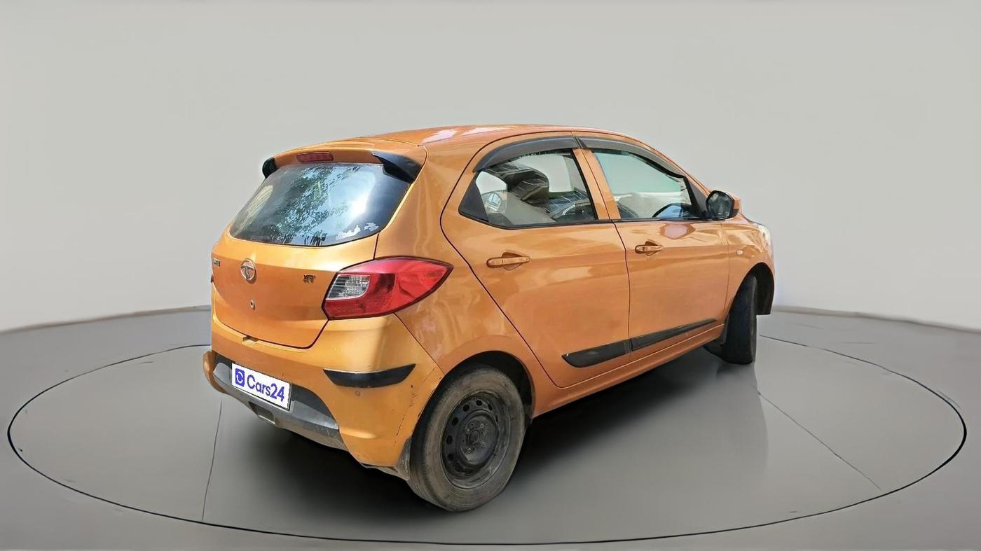 2018 Tata Tiago XT PETROL, Petrol, Manual, 1,28,006 km, exterior