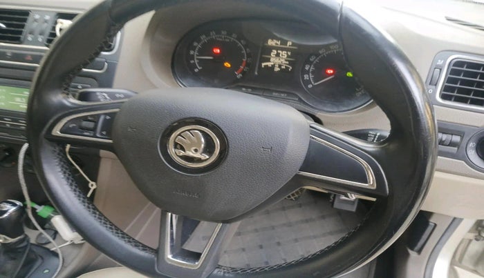 2015 Skoda Rapid AMBITION 1.5 TDI AT, Diesel, Automatic, 85,625 km, interior