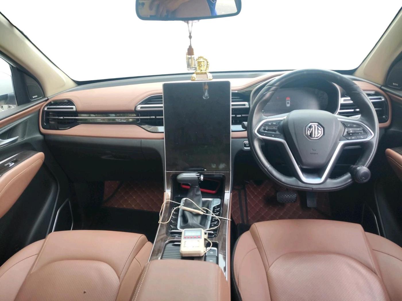 2023 MG HECTOR PLUS SAVVY PRO 1.5 TURBO CVT 6 STR, Petrol, Automatic, 44,786 km, interior