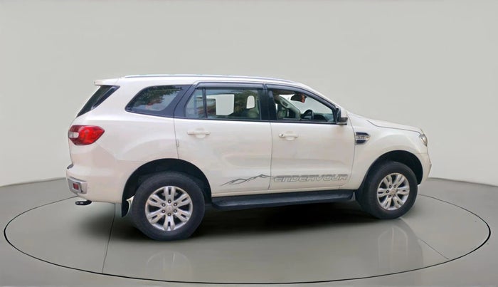 2016 Ford Endeavour TREND 2.2 4X2 AT, Diesel, Automatic, 1,61,930 km, exterior