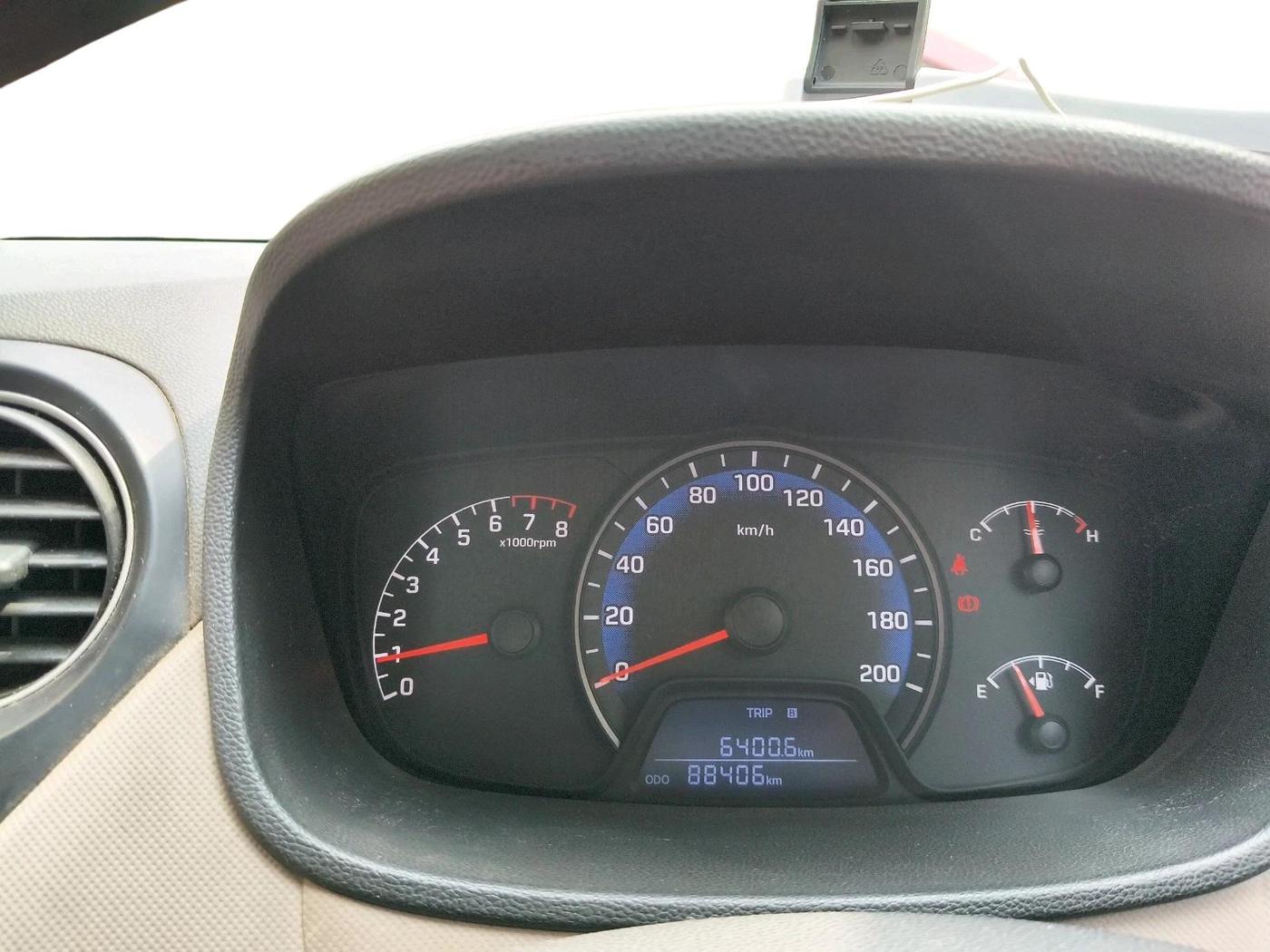 2016 Hyundai Xcent S 1.2, Petrol, Manual, 88,406 km, interior