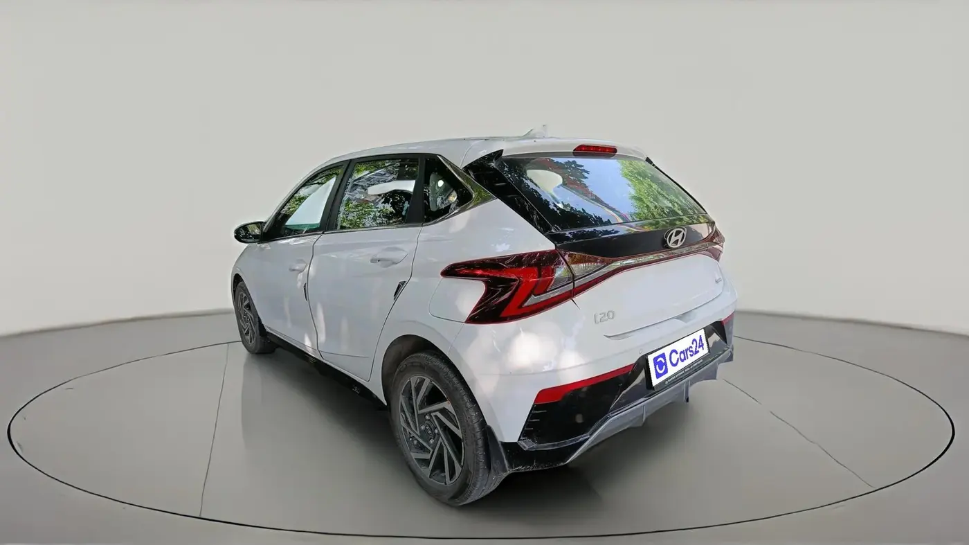 2024 Hyundai NEW I20 SPORTZ 1.2 IVT, Petrol, Automatic, 4,672 km, exterior