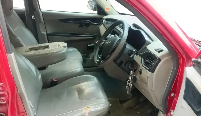 2017 Mahindra Kuv100 K2 D 6 STR, Diesel, Manual, 1,55,638 km, interior