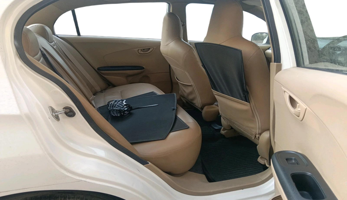 2014 Honda Amaze 1.2L I-VTEC S, Petrol, Manual, 95,608 km, interior