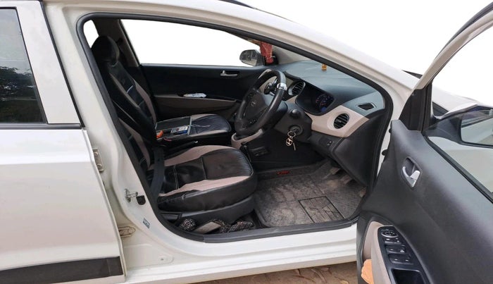 2018 Hyundai Grand i10 SPORTZ 1.2 KAPPA VTVT, Petrol, Manual, 64,177 km, interior