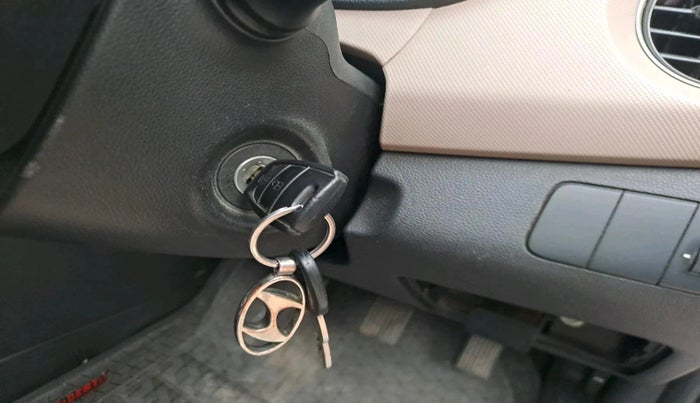 2018 Hyundai Grand i10 SPORTZ 1.2 KAPPA VTVT, Petrol, Manual, 64,177 km, interior