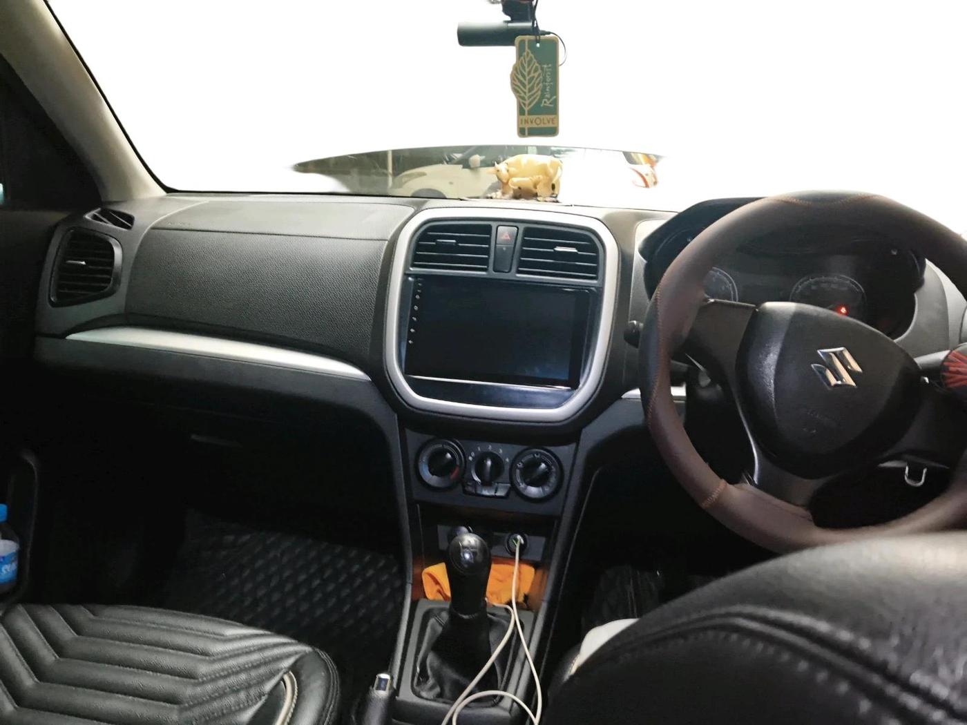 2021 Maruti Vitara Brezza LXI, CNG, Manual, 53,667 km, interior