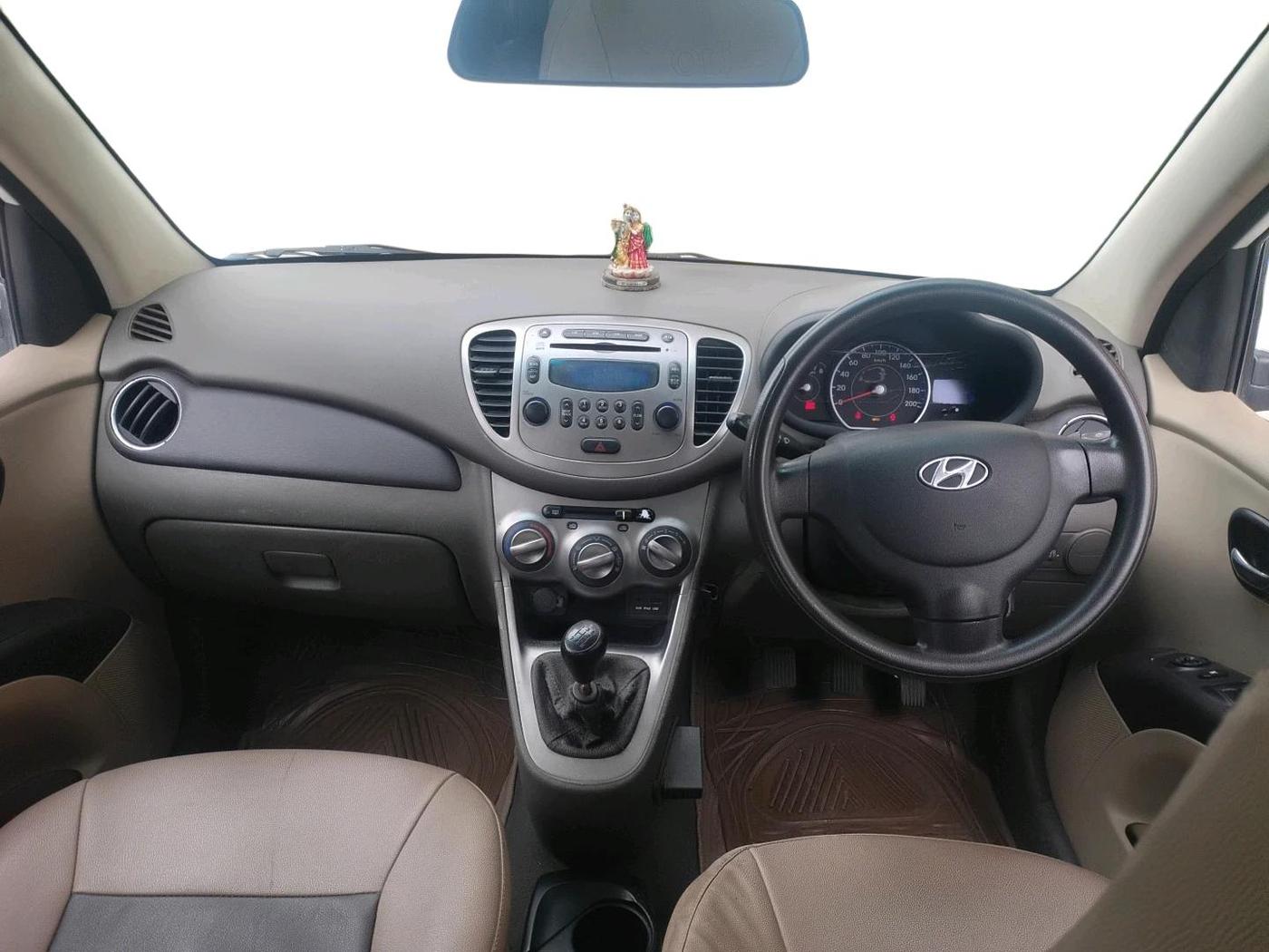 2012 Hyundai i10 SPORTZ 1.2, Petrol, Manual, 31,006 km, interior