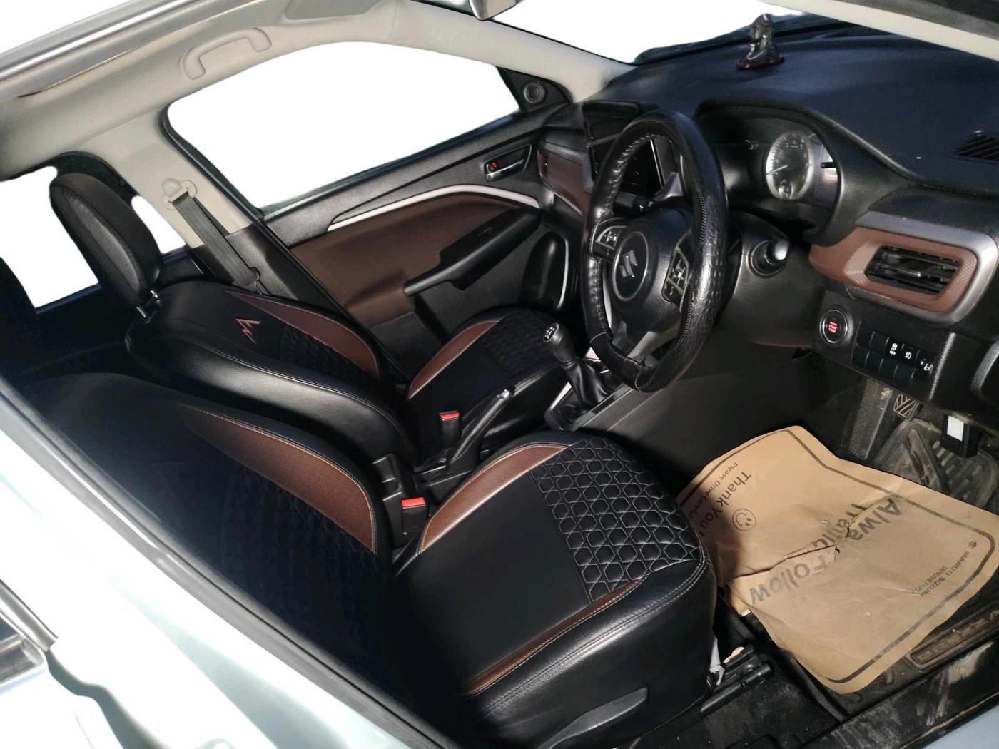 2023 Maruti BREZZA ZXI, Petrol, Manual, 62,383 km, interior