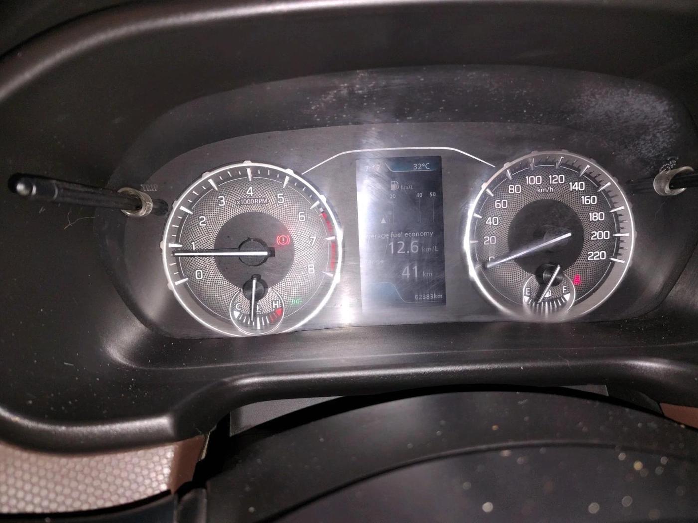 2023 Maruti BREZZA ZXI, Petrol, Manual, 62,383 km, interior